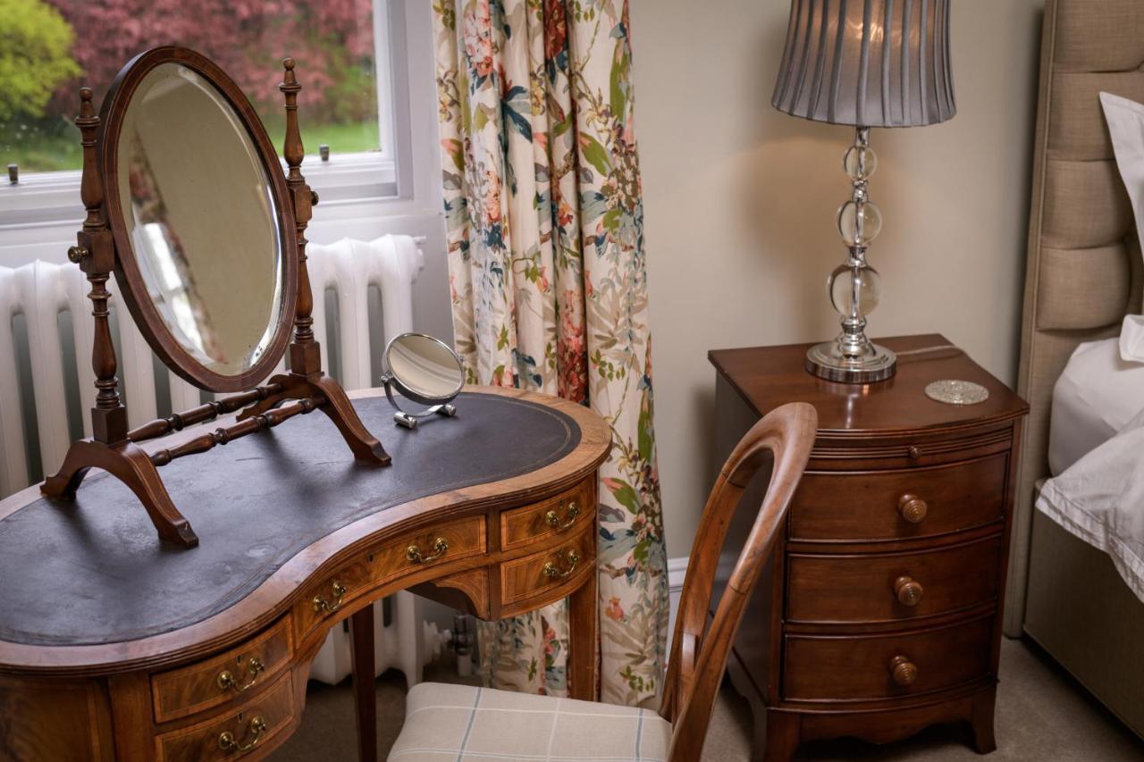 Lys-Na-Greyne Bed & Breakfast อะบอยน์ ภายนอก รูปภาพ