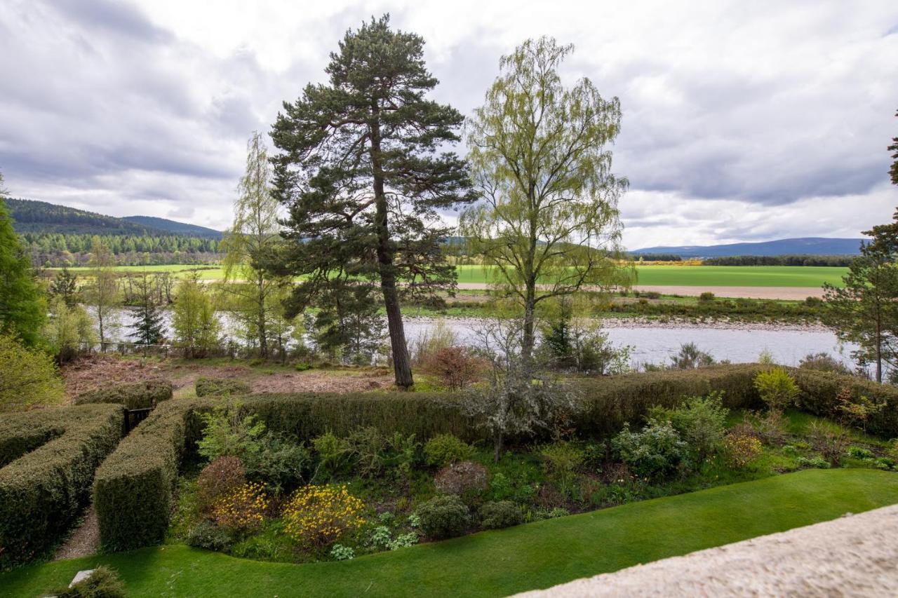 Lys-Na-Greyne Bed & Breakfast อะบอยน์ ภายนอก รูปภาพ