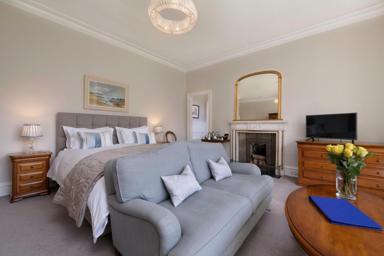 Lys-Na-Greyne Bed & Breakfast อะบอยน์ ภายนอก รูปภาพ