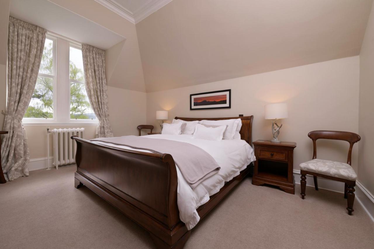 Lys-Na-Greyne Bed & Breakfast อะบอยน์ ภายนอก รูปภาพ