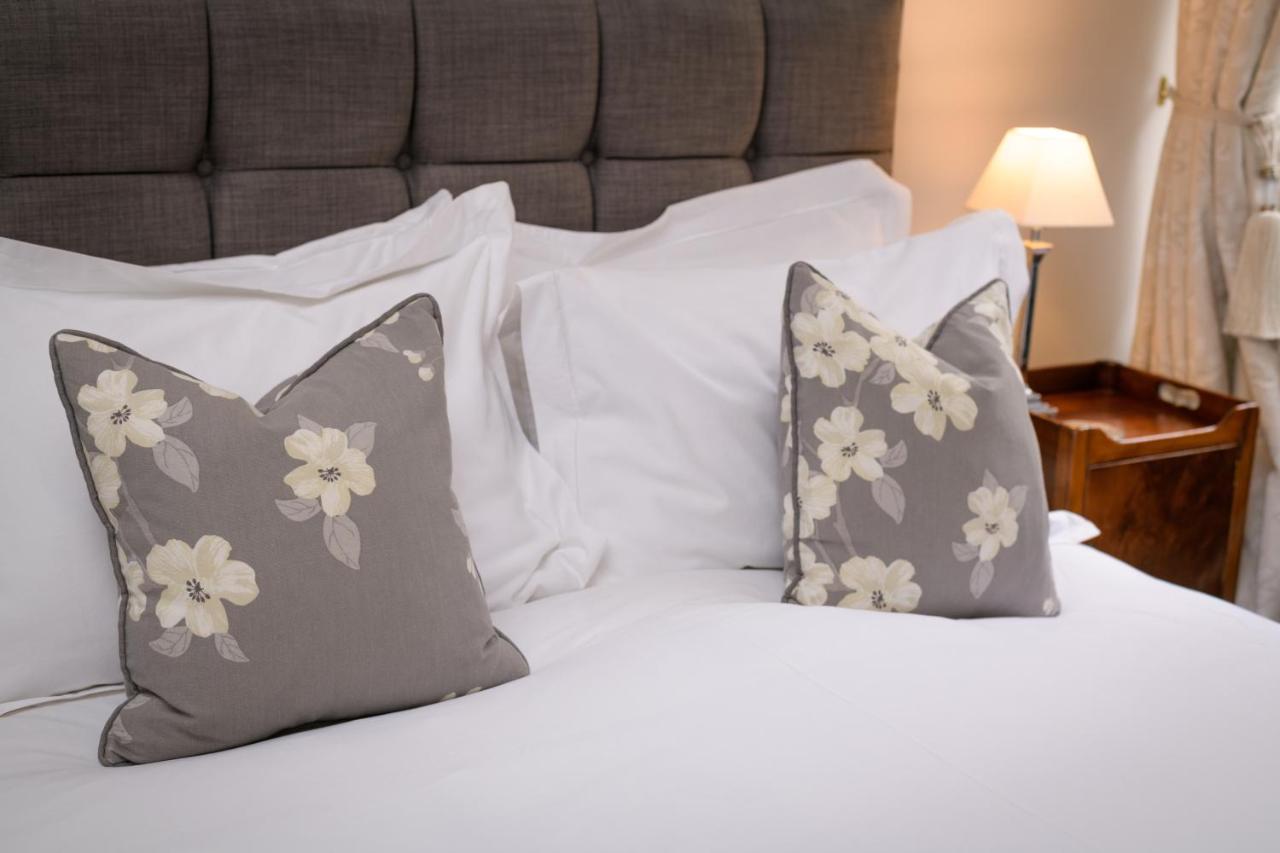 Lys-Na-Greyne Bed & Breakfast อะบอยน์ ภายนอก รูปภาพ