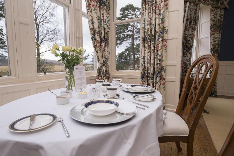 Lys-Na-Greyne Bed & Breakfast อะบอยน์ ภายนอก รูปภาพ