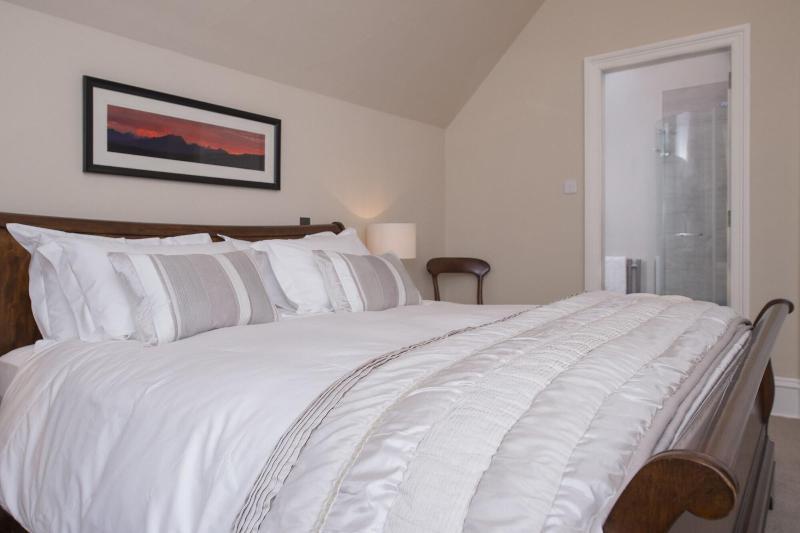 Lys-Na-Greyne Bed & Breakfast อะบอยน์ ภายนอก รูปภาพ
