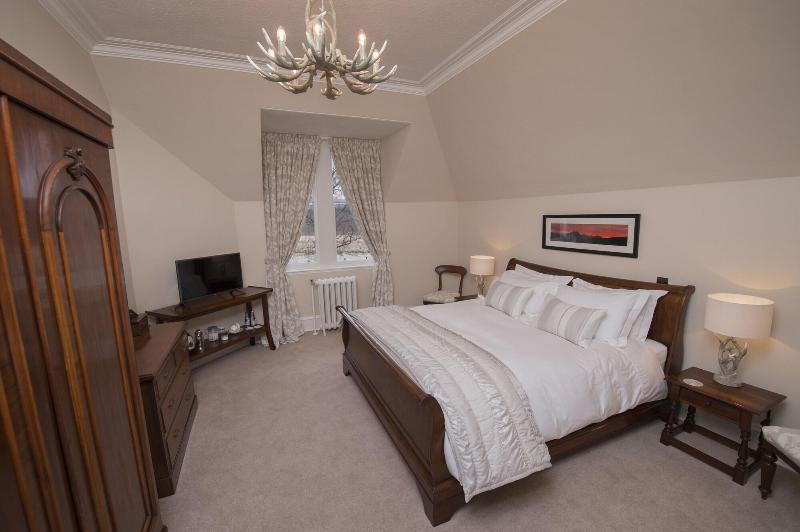 Lys-Na-Greyne Bed & Breakfast อะบอยน์ ภายนอก รูปภาพ