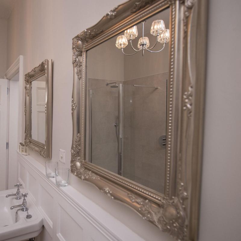 Lys-Na-Greyne Bed & Breakfast อะบอยน์ ภายนอก รูปภาพ